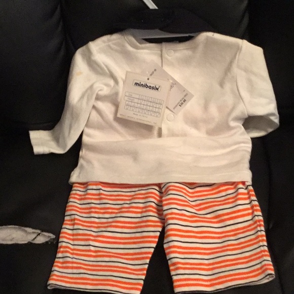 Sale‼️Halloween craters baby candy corn - Picture 8 of 9